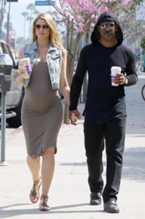 Paige Butcher feet photo thumbnail