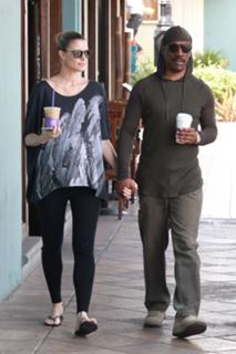 Paige Butcher feet photo thumbnail
