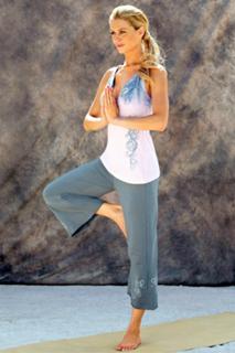 Paige Butcher feet photo thumbnail