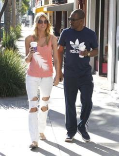 Paige Butcher feet photo thumbnail