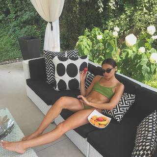 Paige DeSorbo feet photo thumbnail