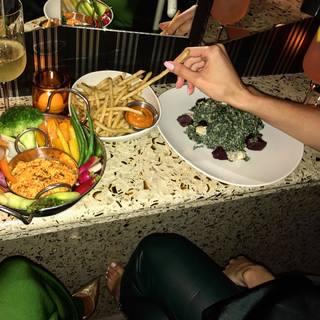 Paige DeSorbo feet photo thumbnail