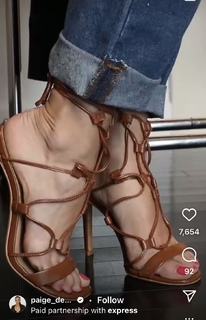 Paige DeSorbo feet photo thumbnail