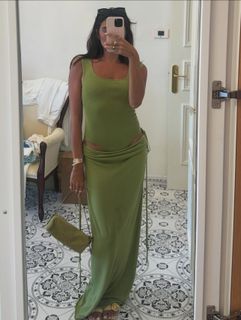 Paige DeSorbo feet photo thumbnail