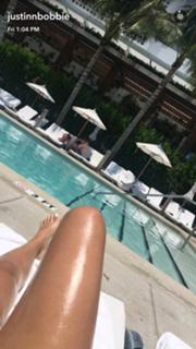 Paige Hurd feet photo thumbnail