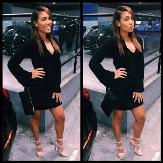 Paige Hurd feet photo thumbnail