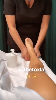 Paige Hurd feet photo thumbnail