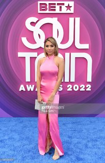 Paige Hurd feet photo thumbnail