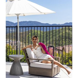 Paige Hurd feet photo thumbnail