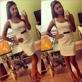 Paige Hurd feet photo thumbnail