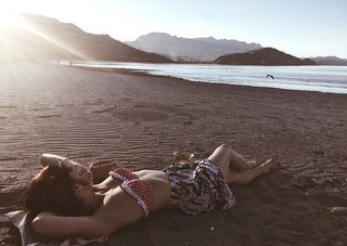 Paige Spara feet photo thumbnail