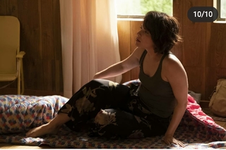 Paige Spara feet photo thumbnail