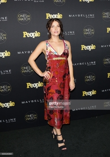 Paige Spara feet photo thumbnail