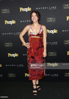 Paige Spara feet photo thumbnail