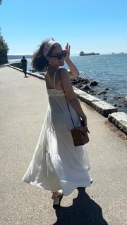 Paige Spara feet photo thumbnail