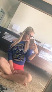 Paige Spiranac feet photo thumbnail