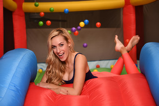 Paige Spiranac feet photo thumbnail