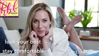 Paige Spiranac feet photo thumbnail