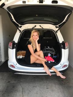 Paige Spiranac feet photo thumbnail