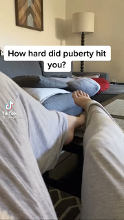 Paige Spiranac feet photo thumbnail
