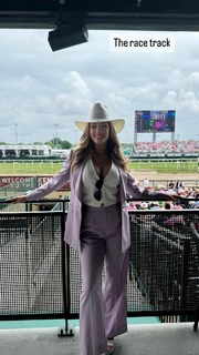 Paige Spiranac feet photo thumbnail
