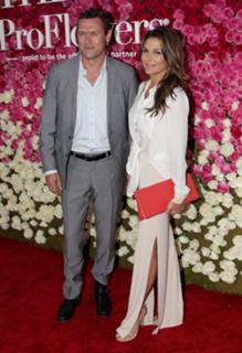 Paige Turco feet photo thumbnail