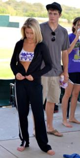 Paige VanZant feet photo thumbnail
