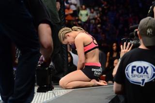 Paige VanZant feet photo thumbnail