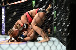 Paige VanZant feet photo thumbnail