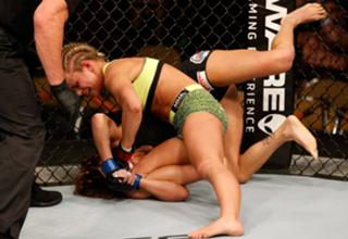 Paige VanZant feet photo thumbnail