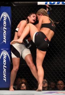 Paige VanZant feet photo thumbnail
