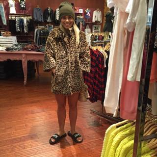 Paige VanZant feet photo thumbnail