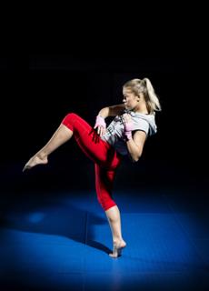 Paige VanZant feet photo thumbnail