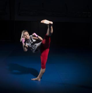 Paige VanZant feet photo thumbnail