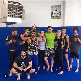 Paige VanZant feet photo thumbnail