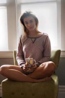 Paige VanZant feet photo thumbnail