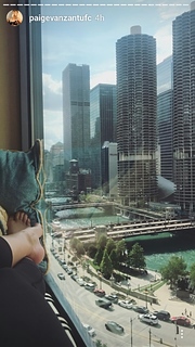 Paige VanZant feet photo thumbnail