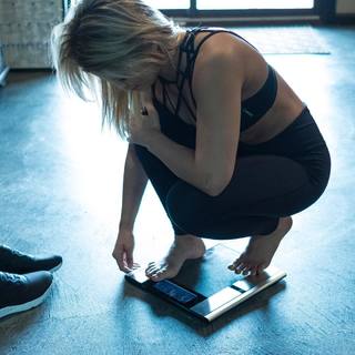 Paige VanZant feet photo thumbnail