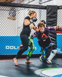 Paige VanZant feet photo thumbnail