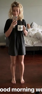 Paige VanZant feet photo thumbnail