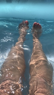 Paige VanZant feet photo thumbnail