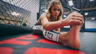 Paige VanZant feet photo thumbnail