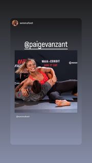 Paige VanZant feet photo thumbnail