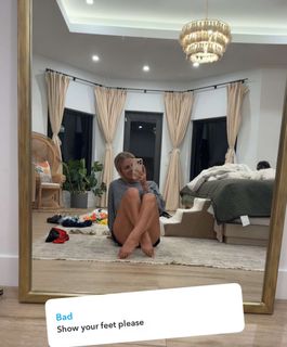 Paige VanZant feet photo thumbnail