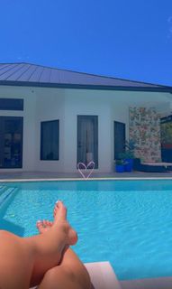 Paige VanZant feet photo thumbnail