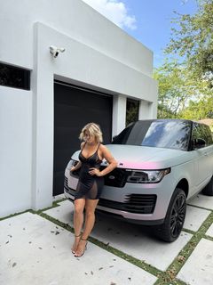 Paige VanZant feet photo thumbnail