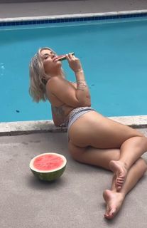 Paige VanZant feet photo 4