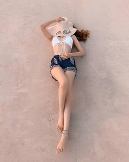 Palak Purswani feet photo 18