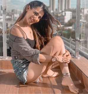 Palak Purswani feet photo 9