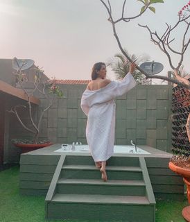 Palak Purswani feet photo 5